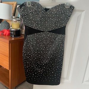 BLACK DRESS WITH SEQUINS